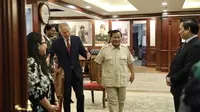 Menteri Pertahanan RI Prabowo Subianto menerima kunjungan mantan Perdana Menteri Inggris Raya (1997-2007) Tony Blair di Kantor Kementerian Pertahanan, Jakarta. (Dok. Istimewa)