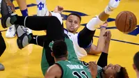 Rekor kemenangan kandang beruntun milik Golden State Warriors akhirnya terhenti di angka 54.
