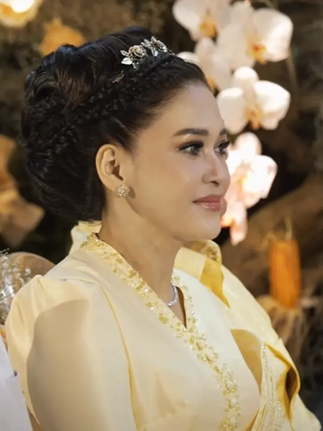 Maia Estianty saat lamaran El-Syifa (Foto: Instagram @maiaestiantyreal)
