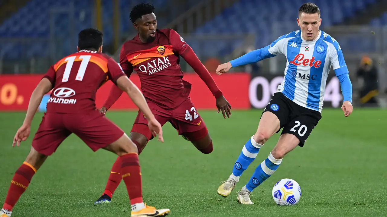 Dua Gol Dries Mertens Bawa Napoli Permalukan AS Roma