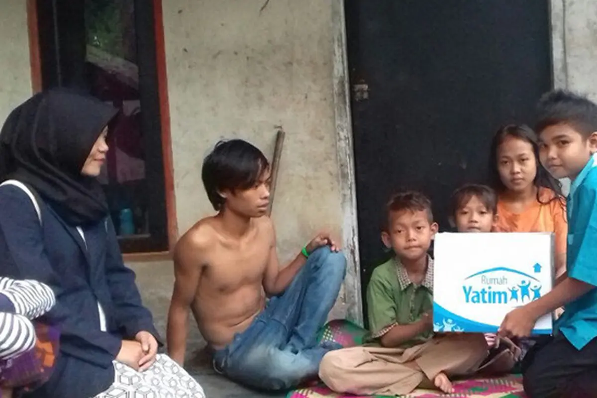 Miris, Ibu Belia 15 Tahun Ini Harus Urus Anak dan 2 Adiknya