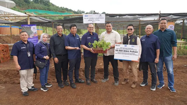 BRI Insurance menanam puluhan ribu bibit pohon pencegah erosi di lahan 1,5 hektare di Cigombong, Bogor, Jawa Barat. (Dok BRI Insurance)