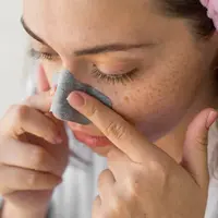 Ilustrasi cara menghilangkan komedo (Foto: freepik)