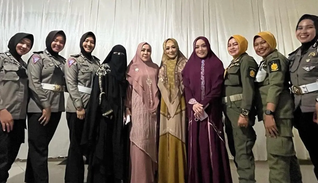 Terry Putri (Instagram/terryputri)