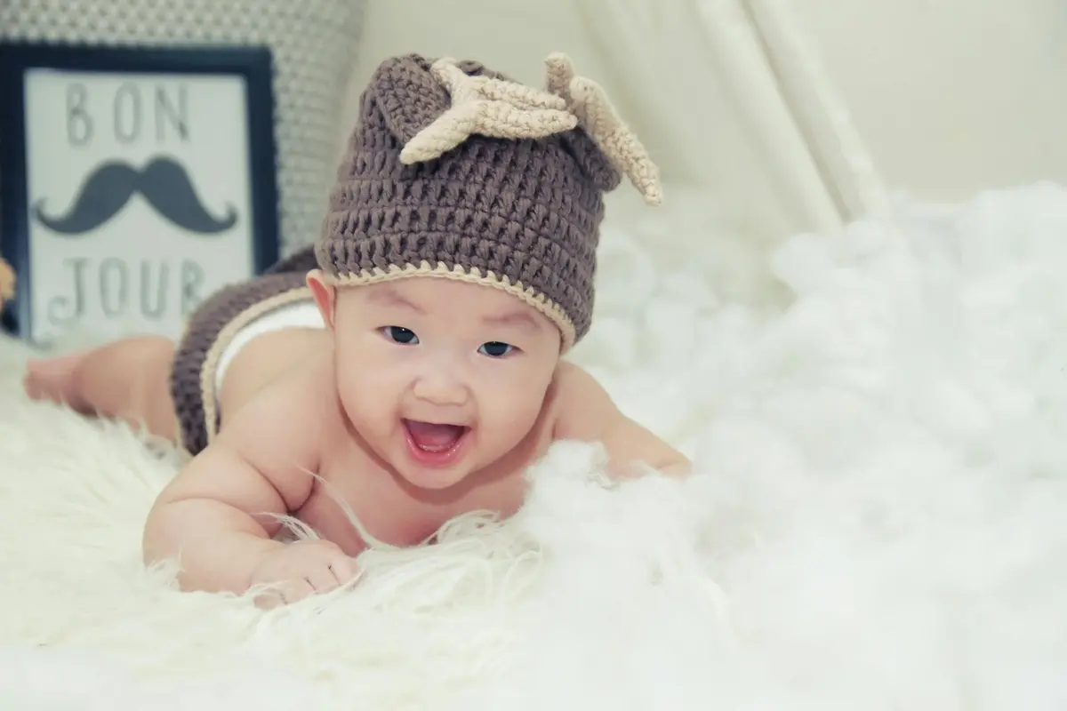 Cara Aman Membersihkan Bayi Setelah Buang Air Besar