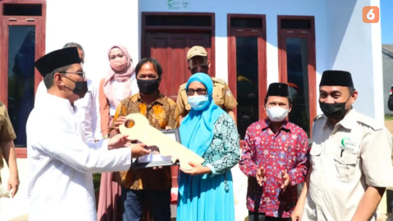 Danny Apresiasi AMCF Bedah Rumah Warga Kurang Mampu (Liputan6.com)