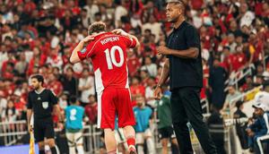 Pelatih Timnas Indonesia, Patrick Kluivert memasukkan Ole Romeny di babak kedua dalam laga melawan Arab Suadi di King Abdullah Sport City Stadium, (8/10/2025). (Instagram Ole Romeny)