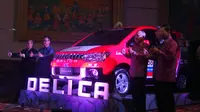 PT Krama Yudha Tiga Berlian Motors (KTB) tak mau ketinggalan momentum untuk melepas Delica ke Pekanbaru.
