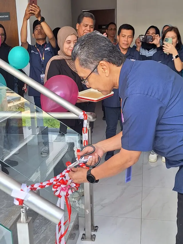 Syukuran Dies Natalis ke-27 IMDE: Rektor Ajak Generasi Muda Jadi Profesional Unggul di Industri Kreatif