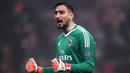 2. Gianluigi Donnarumma (AC Milan) - Pria berusia 20 tahun ini merupakan kiper andalan baik di Timnas Italia maupun AC Milan. OVR 85 - 92. (AFP/Marco Bertorello)