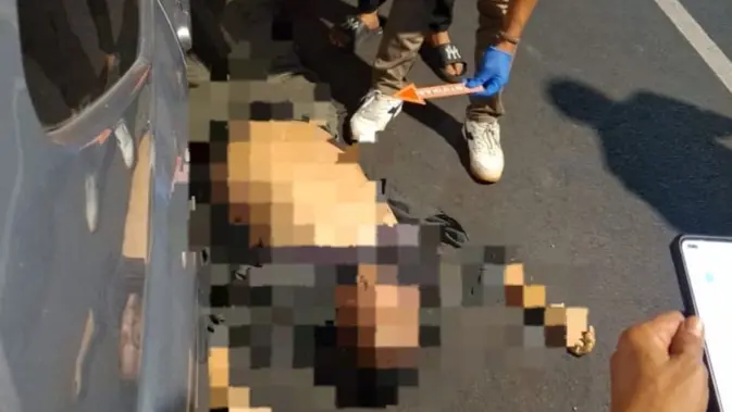 Sopir Taksi Daring Tewas Tergeletak di Kebayoran Baru