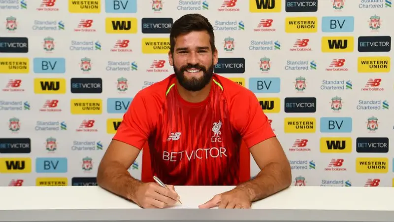 Alisson Becker, Liverpool, AS Roma