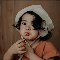 Berikan kenangan menjanjikan melalui koleksi unik dan stylish dari Sabine and Heem untuk si kecil.