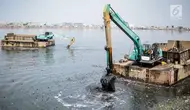 Pramono Targetkan Gunungan Sampah di Rusun Waduk Pluit Bersih dalam 10 Hari