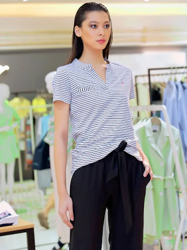 Padu Padan Outfit Kasual Anti Membosankan dengan Warna Cerah yang Colorful