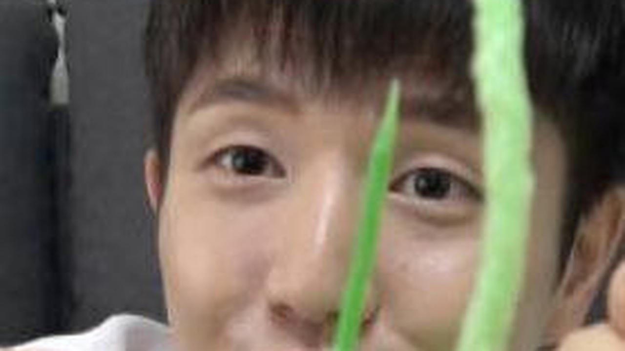 Video of Eating Fried Toothpicks Goes Viral in South Korea