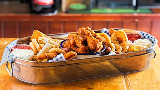 8 Cara Ampuh Menumpas Rambut Berketombe dengan Shampo Anti Ketombe Terbaik