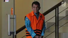 Mantan Kasatker Pelaksana Jaringan Pemanfaatan Air (PJPA) Balai Wilayah Sungai (BWS) Sumatera VII Bengkulu, M Fauzi  usai menjalani pemeriksaan oleh penyidik di Gedung KPK, Jakarta, Jumat (13/9/2019). (merdeka.com/Dwi Narwoko)