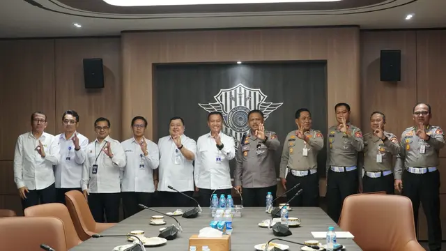 Kemenhub bersama Polri bentuk satgas untuk menangani persoalan kendaraan lebih dimensi dan lebih muatan, alias Over Dimension Over Load (ODOL). (Foto: Kemenhub)