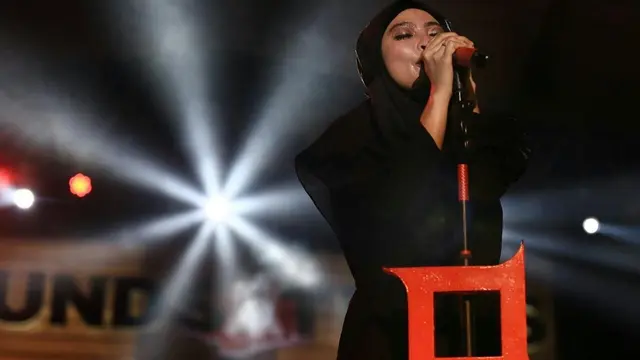 [Bintang] Tantri Kotak Berhijab