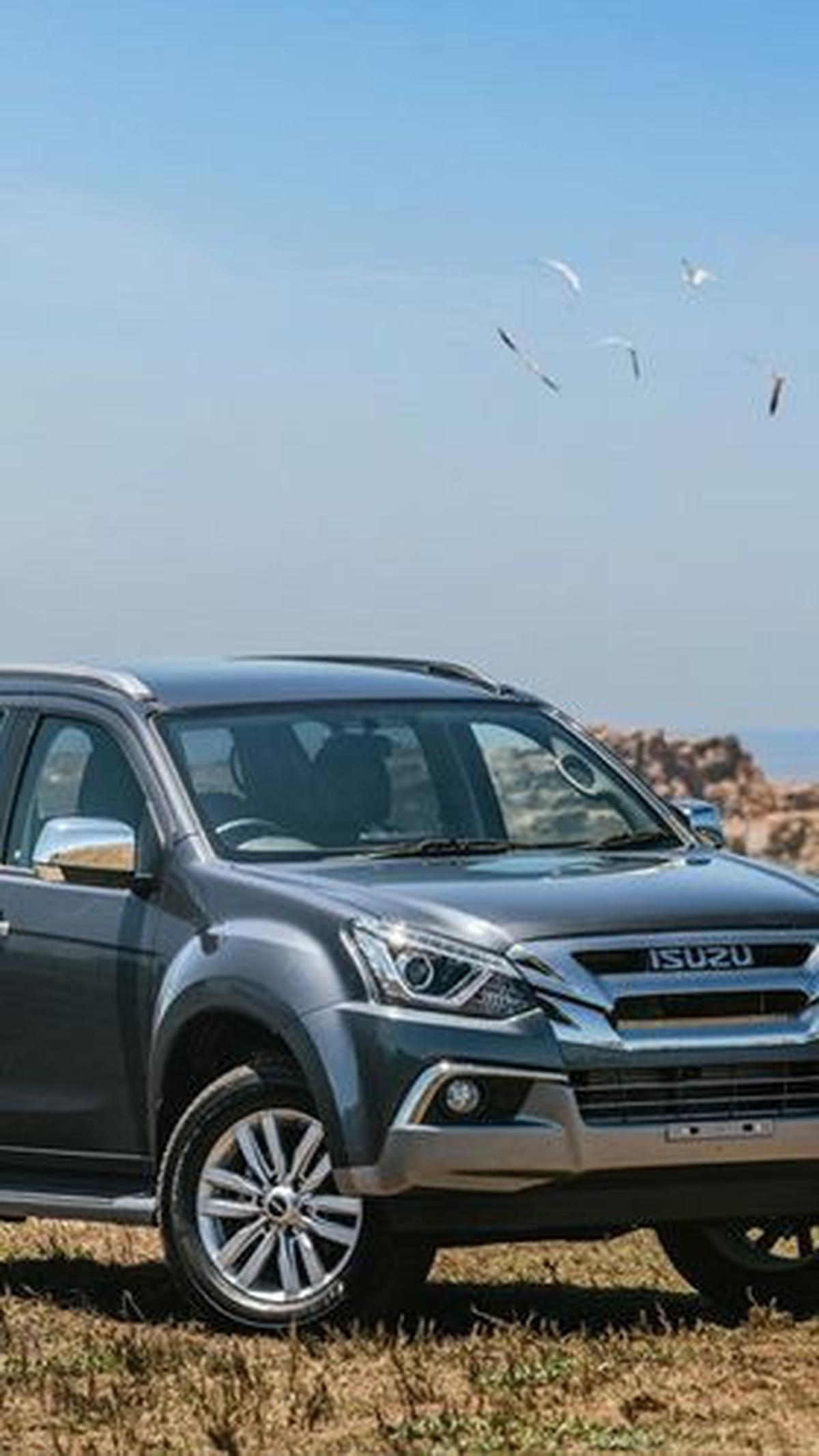 Pada Selasa (25/6/2024), berbagai sumber memberikan rekomendasi mobil 7 seater berikut ini