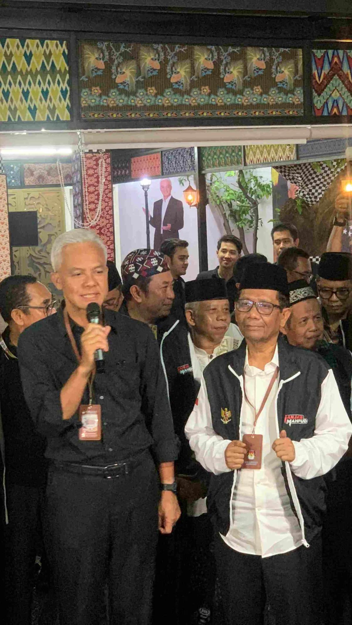 Ganjar-Mahfud MD Nomor Urut 3<br>