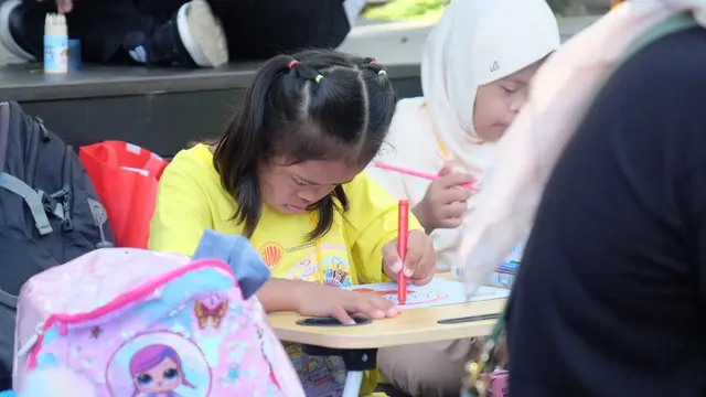 Anak-anak down syndrome mengikuti berbagai kompetisi dan pentas seni