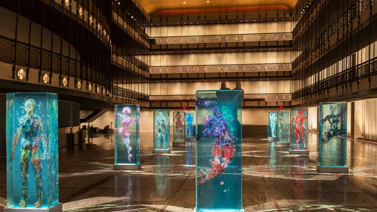 Penari Balet Kaca yang Memenuhi Lincoln Center