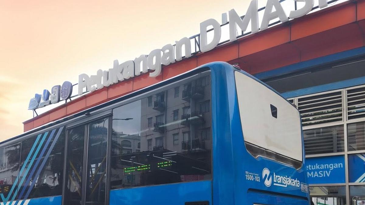 Taman dan Halte Di Jakarta Bisa Pakai Nama Brand, Pramono: Asal Bukan Partai Politik