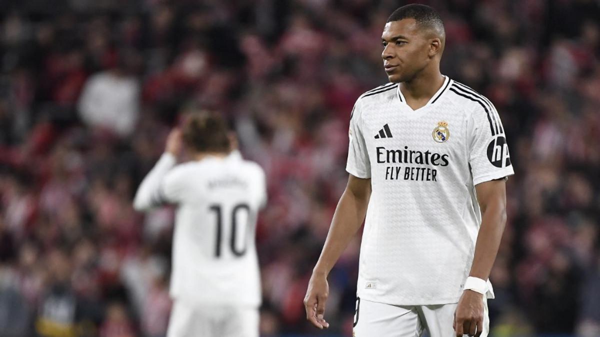 Benzema Ingatkan Mbappe Soal Tekanan di Madrid: Jika Tak Cetak Gol dalam Dua atau Tiga Pertandingan, Akan Dapat Kritik Tajam