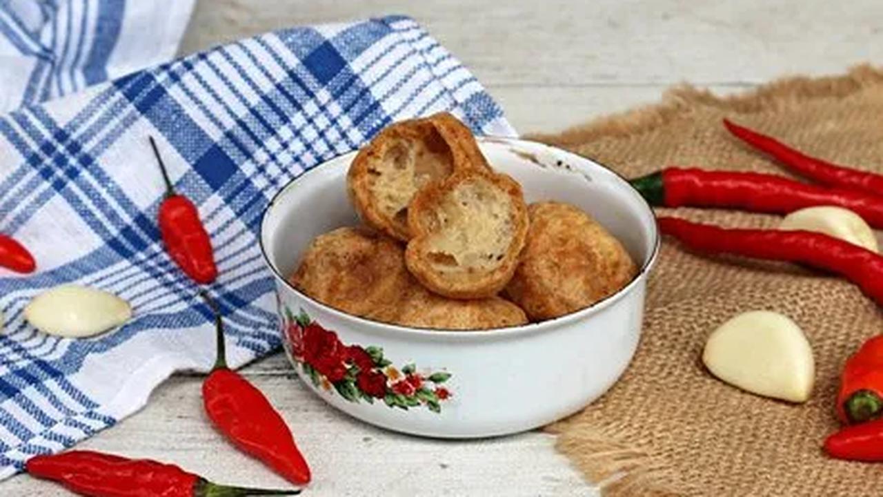 Total 3.812 rating diberikan untuk bakso goreng, di mana 2.280 di antaranya diakui sah oleh sistem.