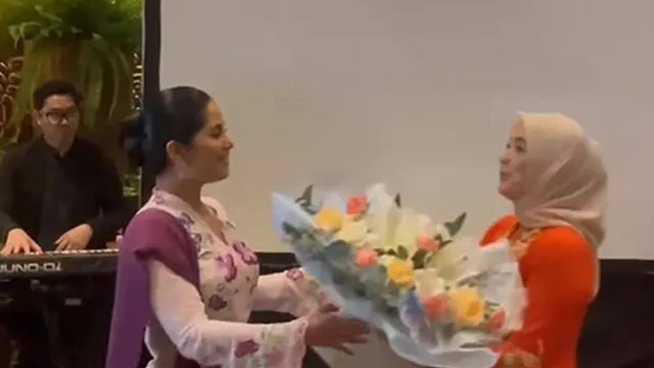 6 Gaya Khas Ibu Pejabat Annisa Pohan Perpisahan dengan IKAWATI ATR/BPN, Tampil Cantik Kenakan Kebaya Floral dan Heels Rp16 Jutaan