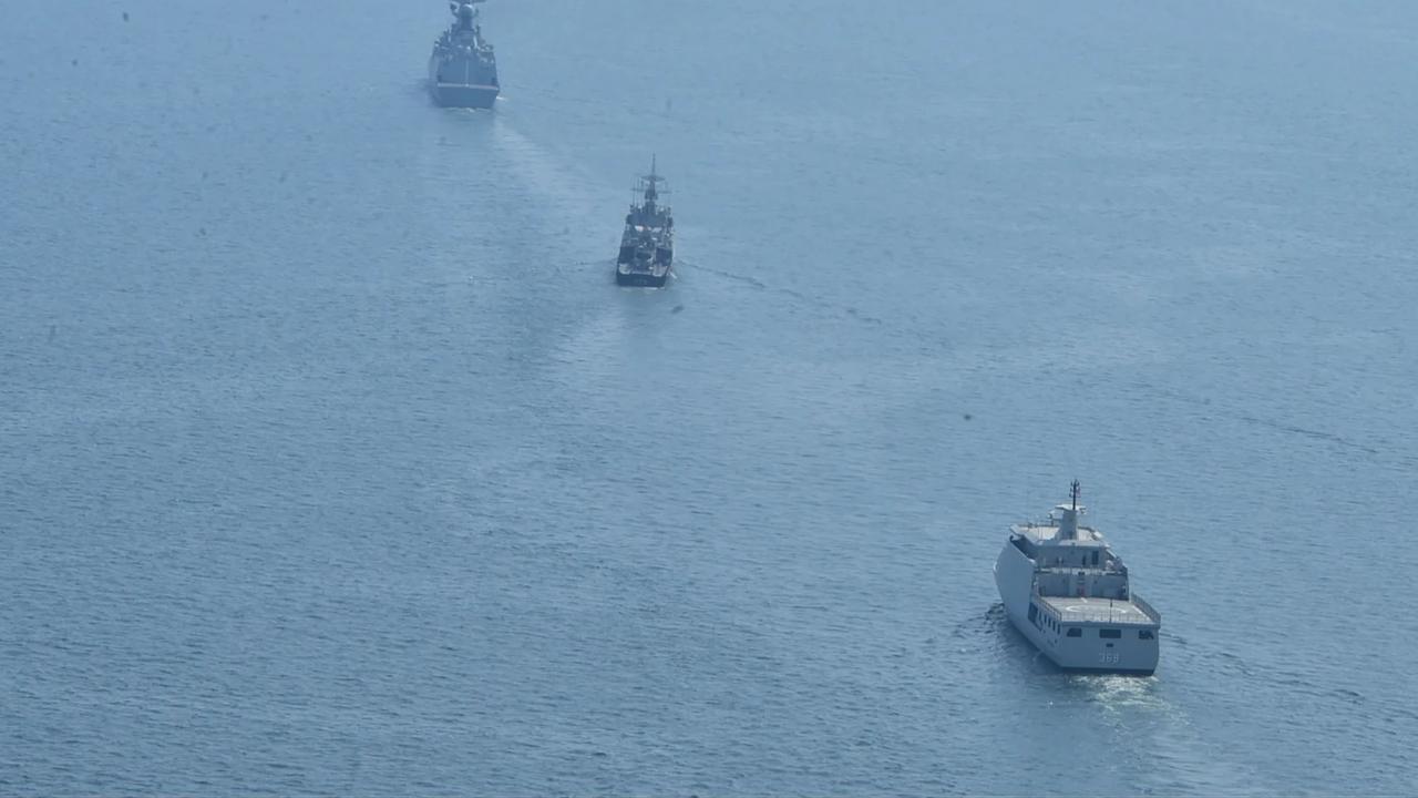 FOTO: TNI AL dan Pakistan Navy Gelar Latihan Tempur Bersama di Laut Jawa