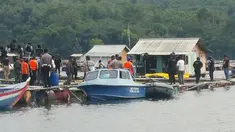 Tim Densus 88 Antiteror menggerebek persembunyian terduga teroris di Waduk Jatiluhur, Purwakarta, Jawa Barat, Minggu (25/12). (Foto: Istimewa)