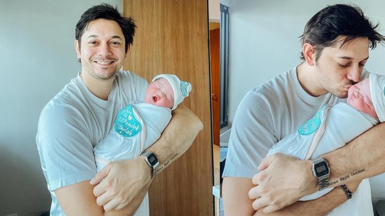 Sedang Proses Cerai, Kehadiran Andrew Andika Saat Tengku Dewi Putri Lahirkan Anak Kedua Mereka Jadi Sorotan