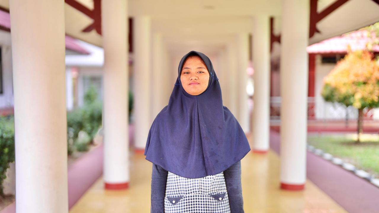 Annisa Nur Khofifa (17) siswi Sekolah Rakyat Menengah Atas (SRMA) 13 Bekasi