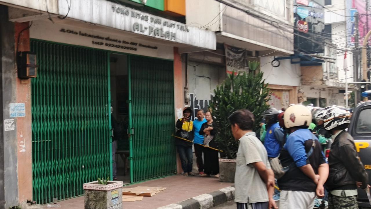 mayat di jalan otista bandung