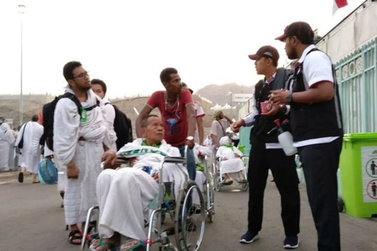 Kursi roda jemaah haji