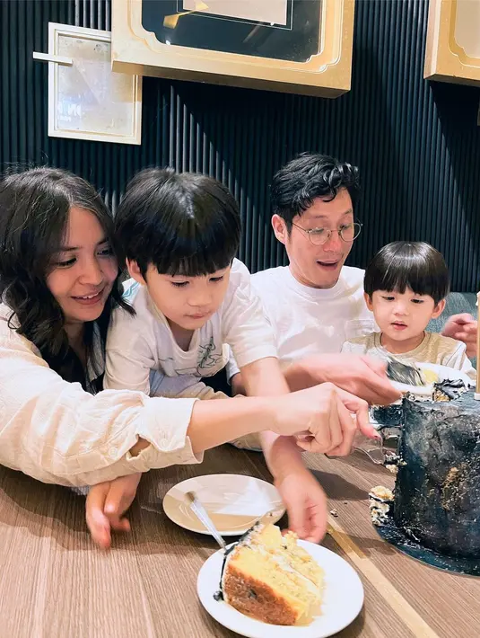 Putri Titian (Instagram/putrititian)