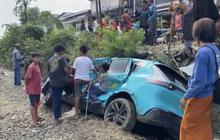 Gunakan Metode TAA, Polisi Usut Penyebab Kecelakaan KRL vs Taksi Green SM