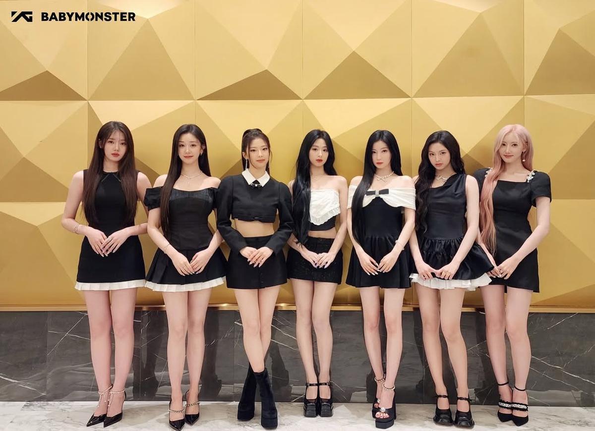 BABYMONSTER Rilis MV 'Really Like You' dengan Konsep ala Sekolah, Beri Kejutan di Akhir Video untuk Penggemar