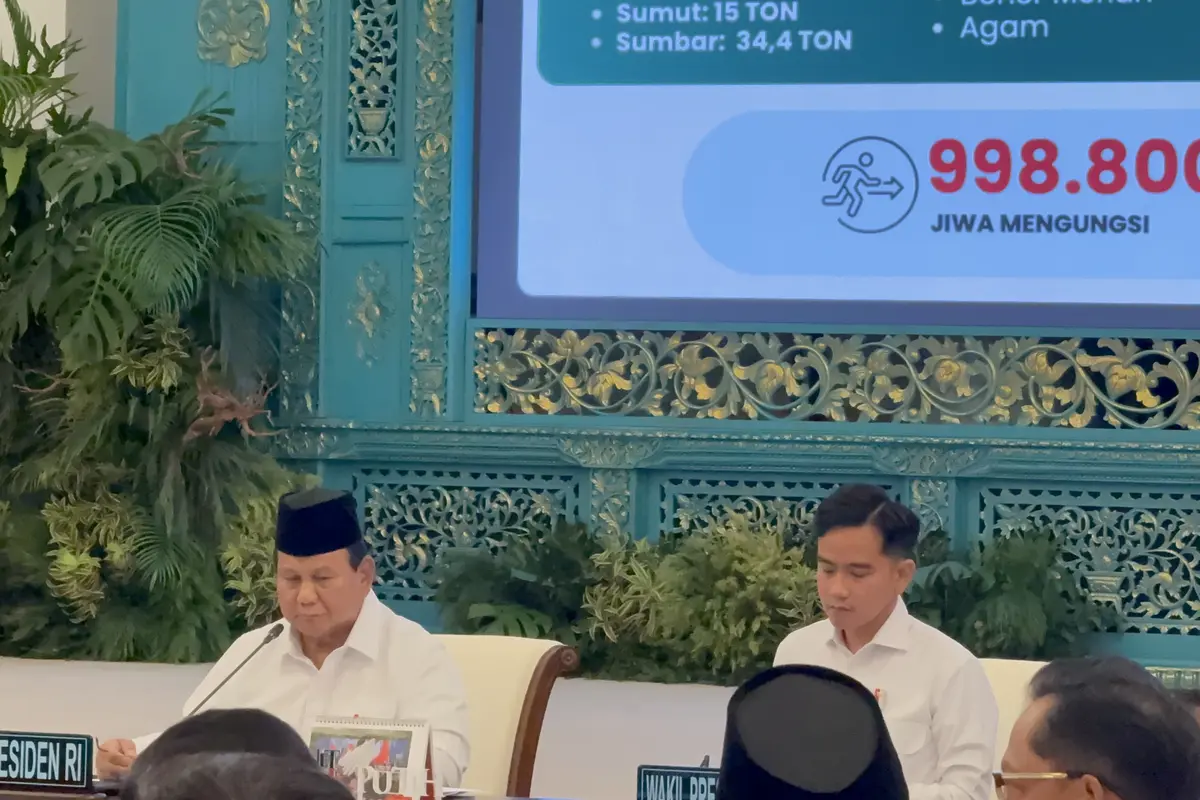 Prabowo Buka Sidang Kabinet Paripurna dengan Doa Bersama untuk Rakyat Sumatra