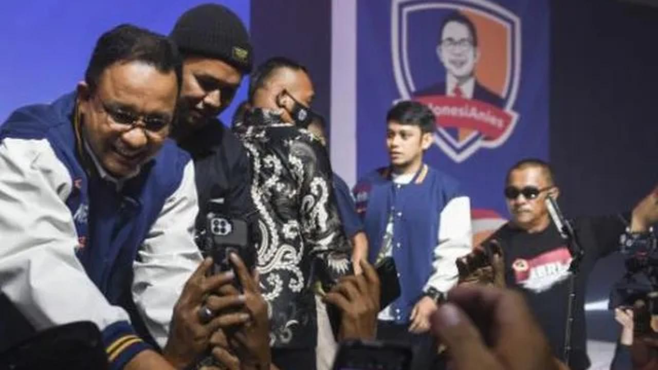 Ali menjelaskan, pihaknya tengah menunggu Anies menggunakan mandat yang diberikan oleh NasDem, PKS, Demokrat untuk mekukan komunikasi politik dengan tokoh-tokoh potensial.