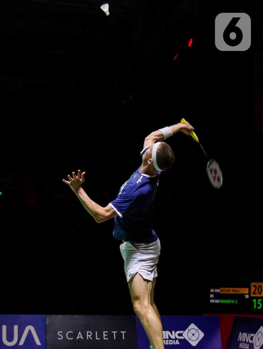 Di partai semi final, Axelsen mampu melibas Prannoy tanpa menemui  perlawanan yang berat. (Liputan6.com/Herman Zakharia)