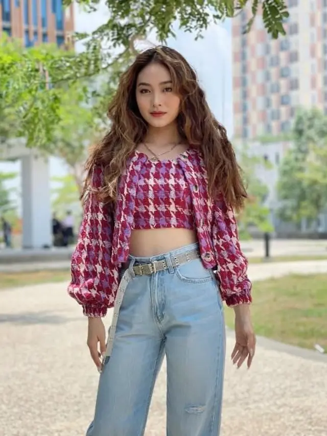 Pilihan Gaya Rambut dari Natasha Wilona yang Bisa Jadi Inspirasi (Instagram/@natashawilona12)