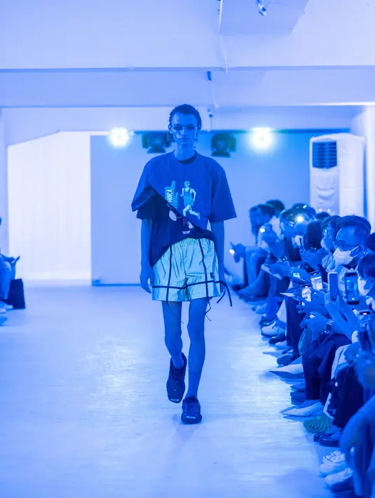 <p>STUDIO MORAL IN FUTURA menampilkan preview untuk koleksi terbarunya, &ldquo;FUTURA SPORTS CLUB&rdquo;. Terinspirasi dari momen ikonik di dunia olahraga. / Foto dok Arkagaia Co.</p>