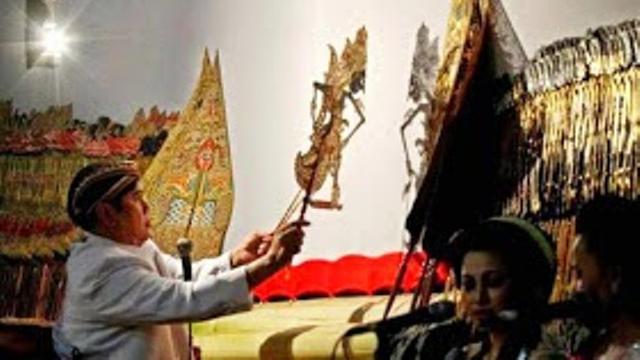 Sing Dudu Piranti Pagelaran Wayang Kulit Yaiku Soal