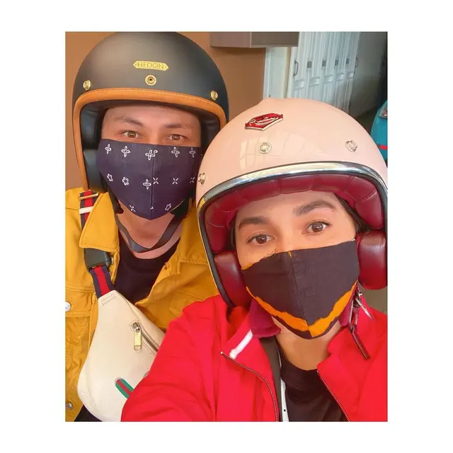 Ussy Sulistiawaty dan Andhika Pratama