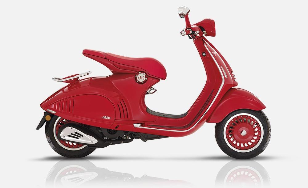 Vespa 946 Red