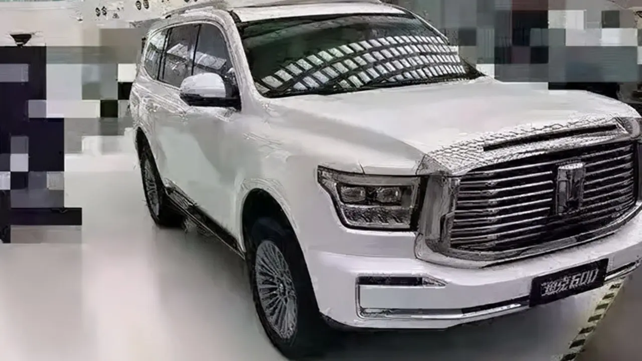 Tank 600, SUV Premium dari Tiongkok Lawan Berat Toyota Land Cruiser (carscoops)